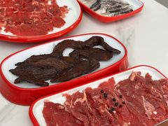 -毛辣果·贵州红酸汤牛肉火锅(西单店)