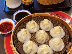 -笑来喜馄饨小笼工坊(通扬路店)