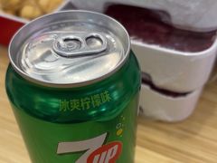 -杨老板·海鲜集市火锅·鲜切牛肉(中防万宝店)
