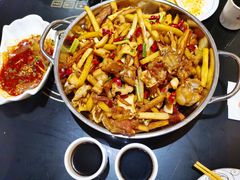 干锅牛蛙-馋嘴蛙火锅