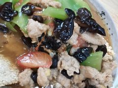 锅巴肉片-雷祖芳老妈蹄花店