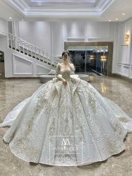 -MANLI BRIDAL婚纱