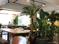 二楼景观位-邊渡咖啡