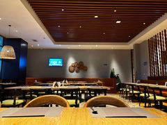 -齐河孔雀王温泉酒店·金孔雀自助百汇