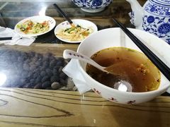 -陇上全荟兰州传统牛肉面(延吉路店)