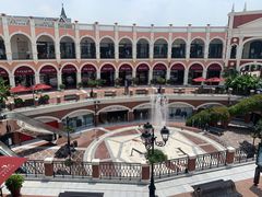 -佛罗伦萨小镇广佛名品奥特莱斯(疏港路店)