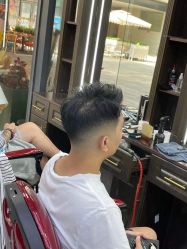 -Barber潮先生男士理发店