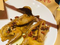 -鸽子侯·家宴·平价海鲜(市图书馆店)