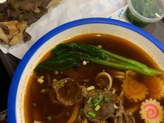 红烧牛肉面-海昌极光餐厅