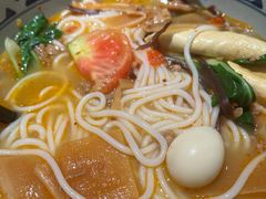 傣味酸辣米线-蒙自源米线大王(东站店)
