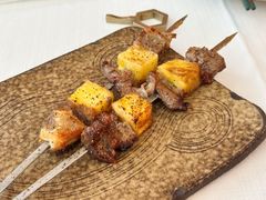 雪花牛肉烤凤梨-龟兹KUCINA·新疆菜(前滩L+PLAZA店)