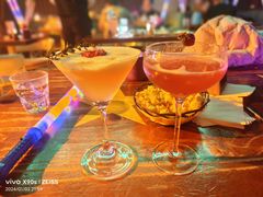 -MOSSO音乐酒吧·Live House(南京西路店)