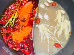 -冯校长老火锅(中联广场店)
