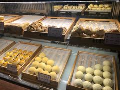 面包甜点陈列柜-南宋胡记(杭州体育场路店)