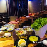 位置：很方便，导航很准确，停车位也多 我们从双龙峡下