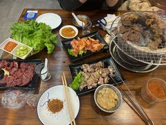 -韩风烤牛肉冷面店