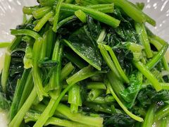 -侬佳蒸菜馆(听潮店)