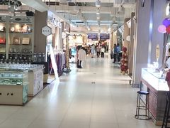 -卜蜂莲花(浦江城市生活广场店)
