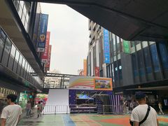 -江燕路万科里
