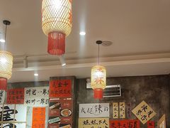 -佬缸炮江湖川菜(玉林店)