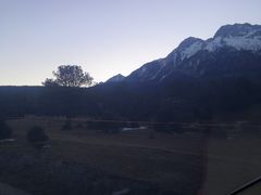 -玉龙雪山游客服务中心