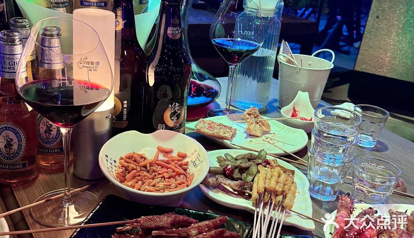 清远探店|氛围感拉满的音乐餐吧