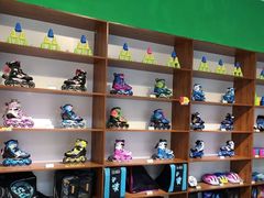 -米高轮滑·自由式轮滑·速桩·滑板(锦辉店)