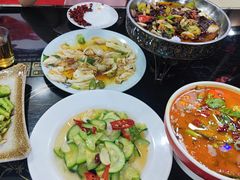 -醉美云南·云南菜主题餐厅(昆明站北京路双龙商场店)