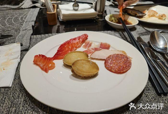 南宁那莲豪华精选酒店-云端海鲜·牛排自助餐厅图片
