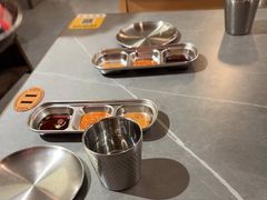 -围炉肉舍•炭烤活鳗•丹东海鲜烤肉(步行街店)