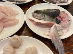 -正能量脆肉鲩火锅