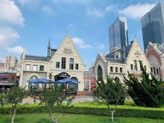-LENBACH兰巴赫西餐啤酒坊(大连东港店)