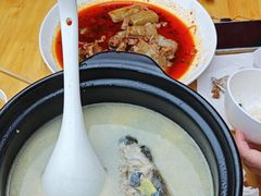-洪平血旺椒麻鸡雅鱼饭店(熊猫大道店)