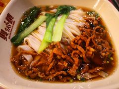 原汤肉丝米粉-双燕楼·手工馄饨·汤面小吃(世纪汇店)