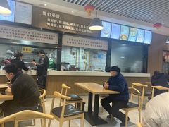 -三好食堂(煎饺·馄饨·肉饼米线·盛世广场店)