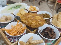 -鸡遇虾煲干锅火锅(小寨金莎店)