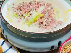 -九锅一堂酸菜鱼(学府凯德店)