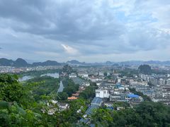 -叠彩山景区