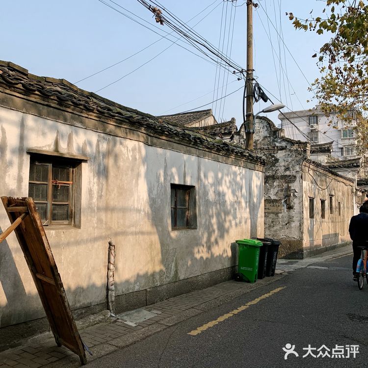 孝闻街  🍂