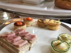 红丝绒下午茶-Salon de Ville浦江汇(上海外滩华尔道夫酒店店)