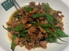 -绿草地·湘菜(酃湖师院店)