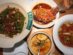 -费大厨辣椒炒肉(万家丽一店)