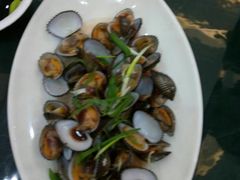 -覃记海鲜美食餐厅