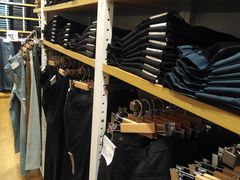 -优衣库(海口秀英万达广场店)