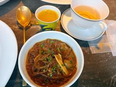沙蒜烧豆面-新荣记(BFC外滩金融中心店)