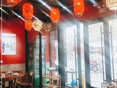 大堂-老北京热气涮羊肉·小龙虾·烤鱼(呼玛路店)