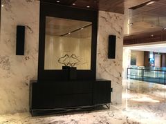 -上海漕河泾万丽酒店