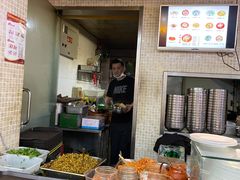-红鼻子桂林米粉(金唐新光界店)