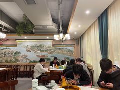 大堂-绿草地·湘菜(喜盈门店)