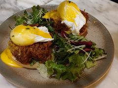 疯狂手撕牛肉班尼迪克蛋-The Rug Cafe(王府中环店)